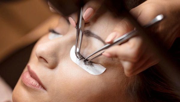 مژه 2 مقدمه کاشت مژه در باردی عوارضی داره؟