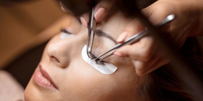 مژه 2 مقدمه کاشت مژه در باردی عوارضی داره؟