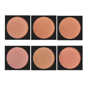 حاوی کلاژن و ویتامین E می باشد که با شکل نرم و مخملی خود حالتی بسیار زنده و سالم به پوست بخشیده و رطوبت ان را حفظ می نماید.