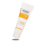 این محصول خاصیت ارتجاعی پوست را بهبود می بخشد در نتیجه به رفع ترکهای پوستی کمک شایانی می کند.